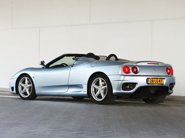Ferrari 360 Spider photo 22