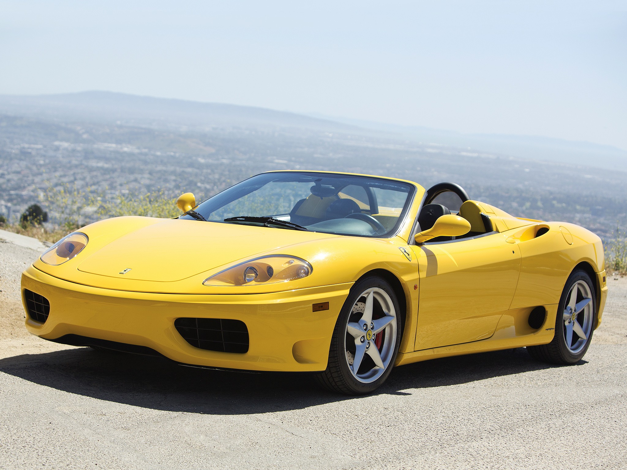 Ferrari 360 Spider photo 32
