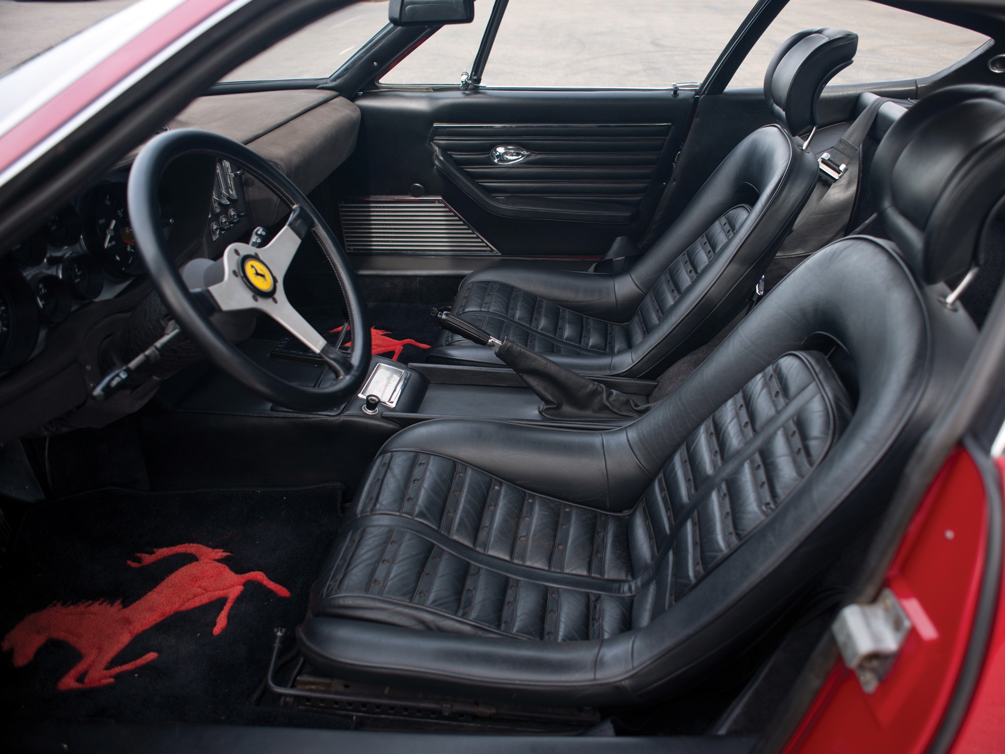 Ferrari 365 photo 64