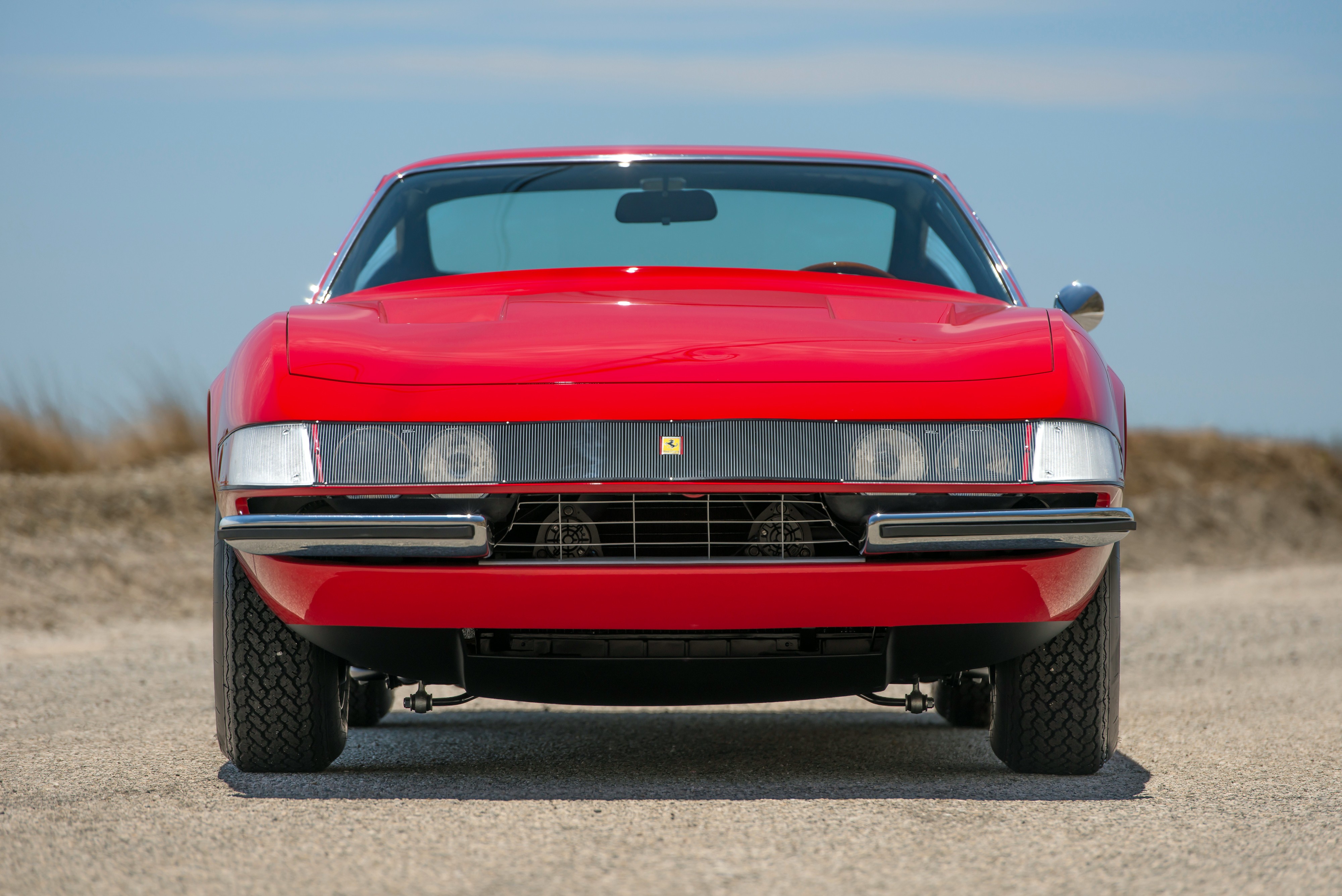Ferrari 365 photo 7