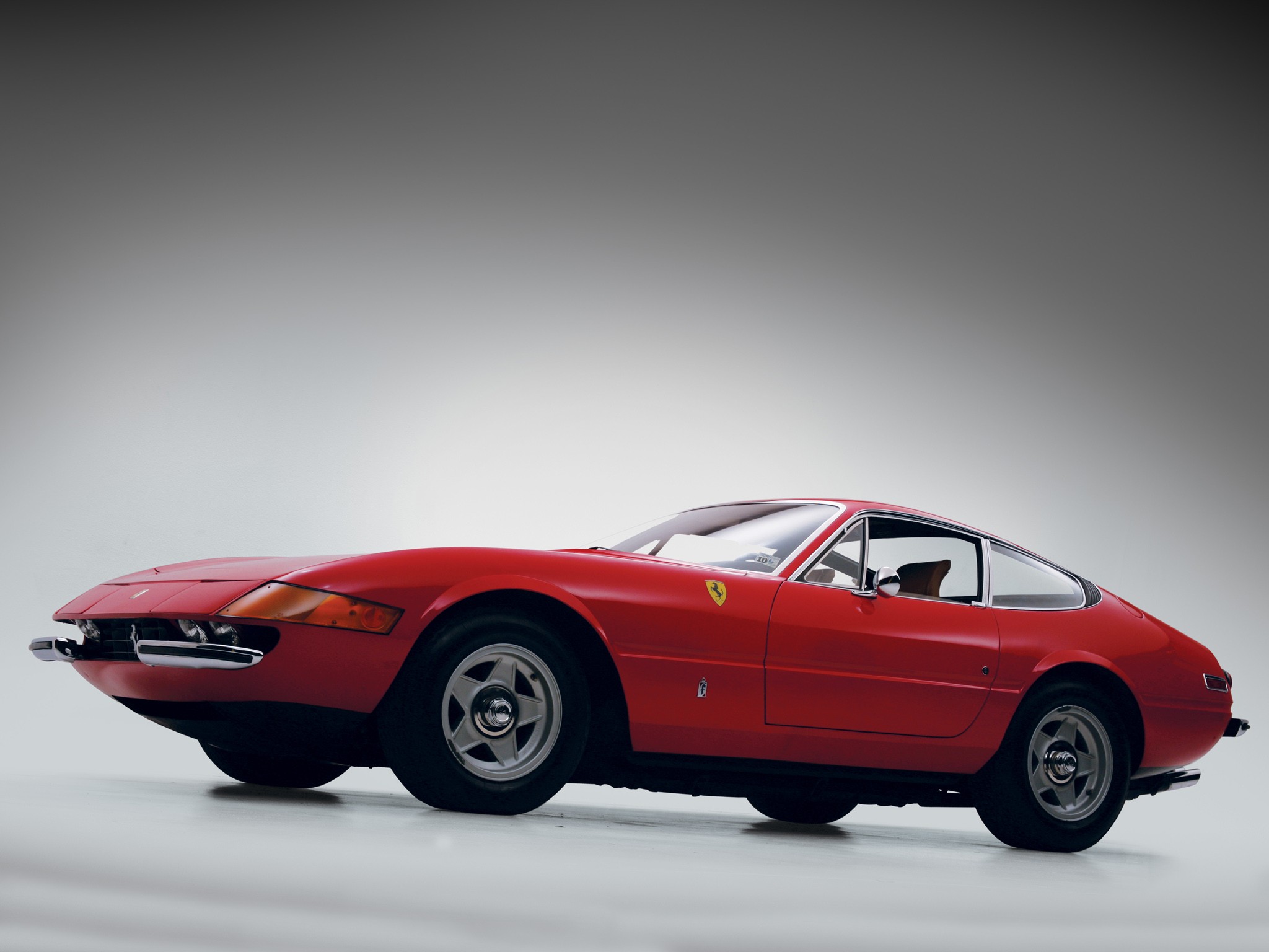 Ferrari 365 photo 14