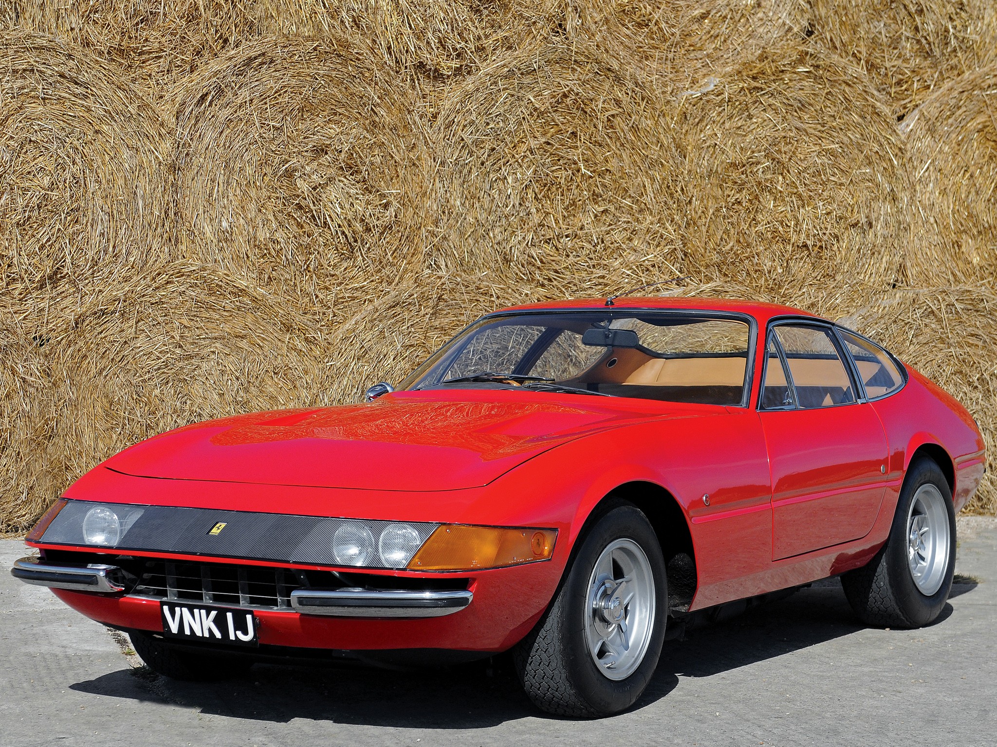 Ferrari 365 photo 20