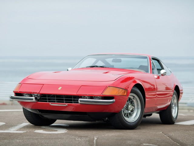 Ferrari 365 photo 30