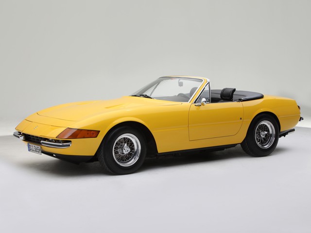 Ferrari 365 photo 54