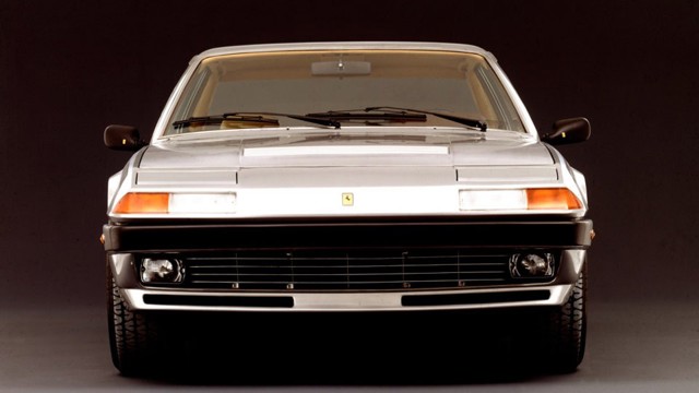 Ferrari 400 photo 8