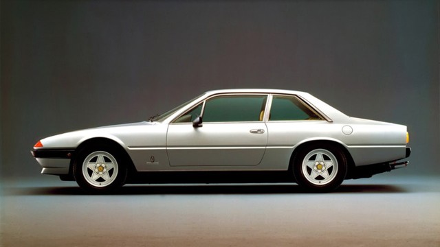 Ferrari 400 photo 4