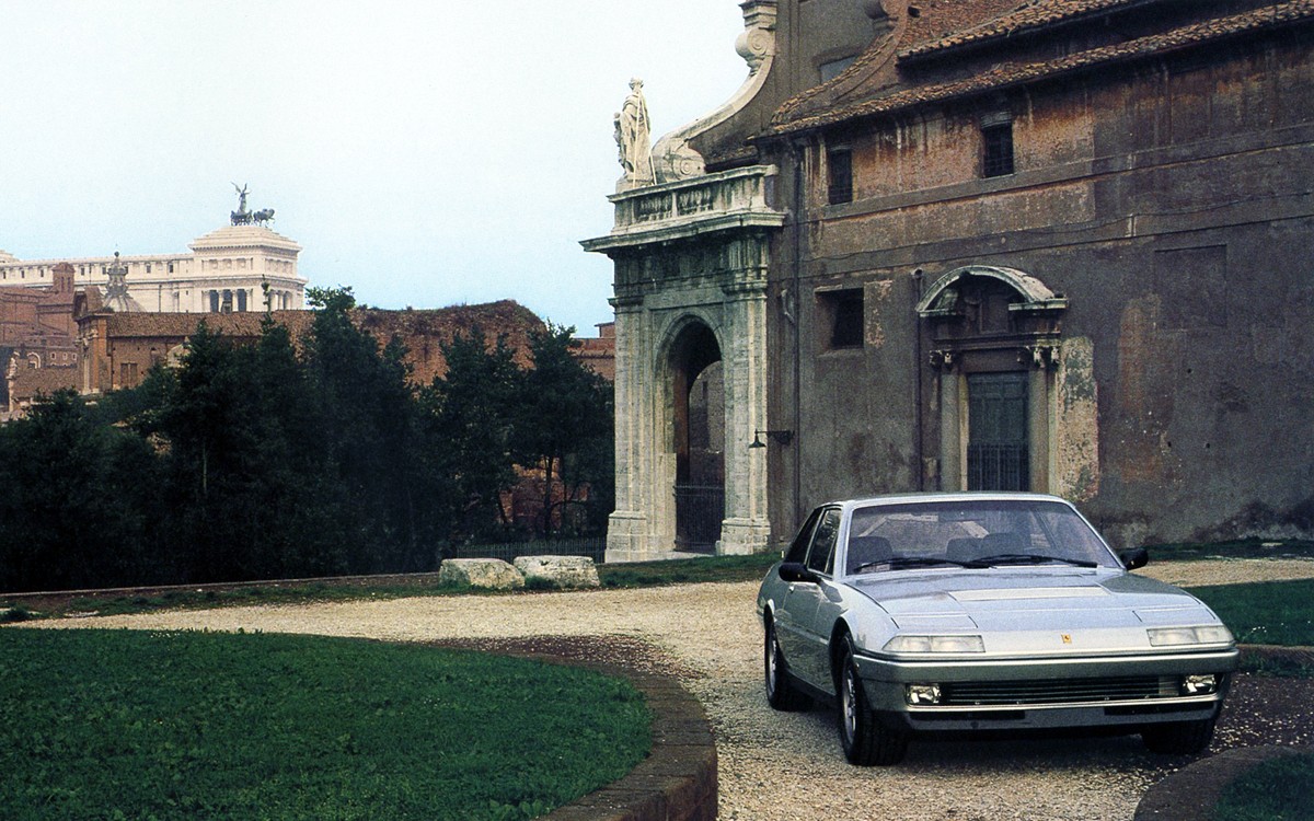 Ferrari 400 photo 12