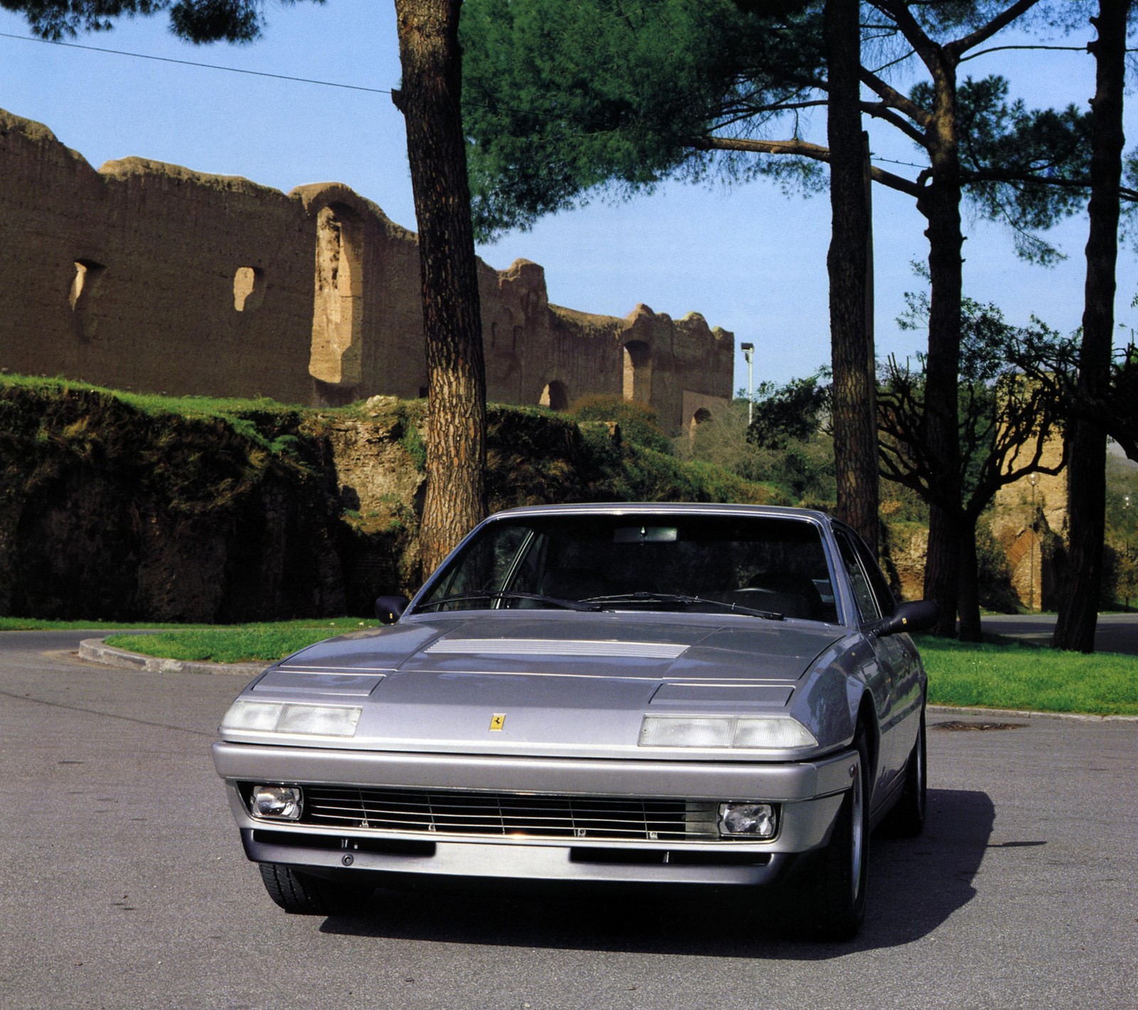 Ferrari 400 photo 16