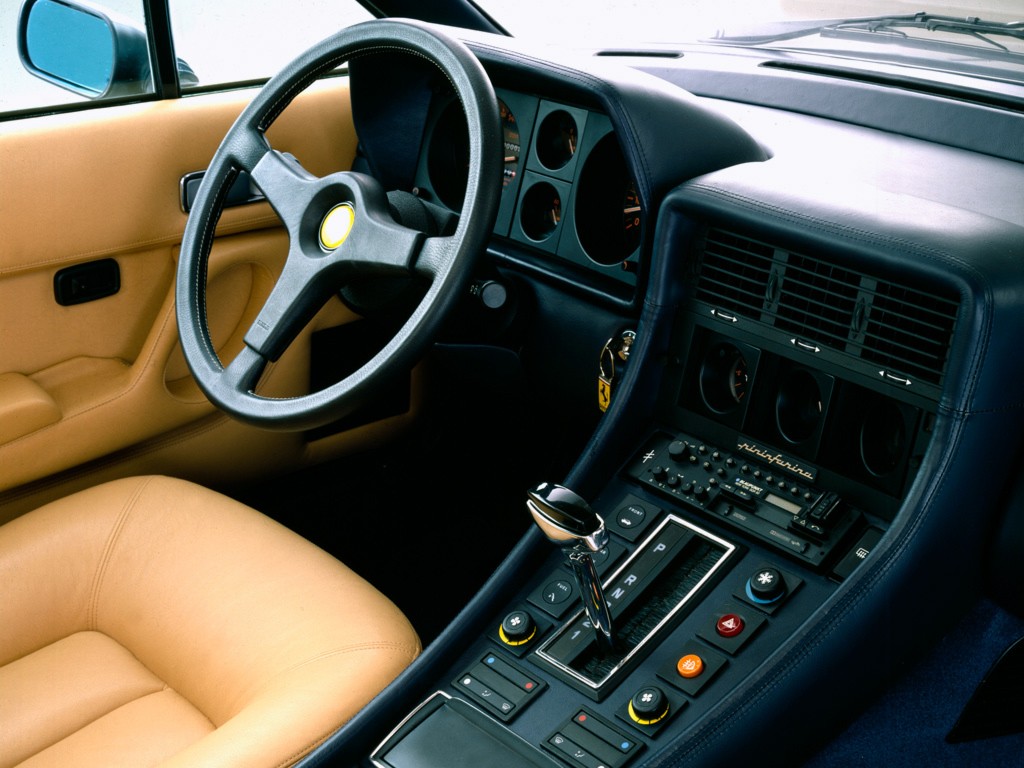 Ferrari 400 photo 24