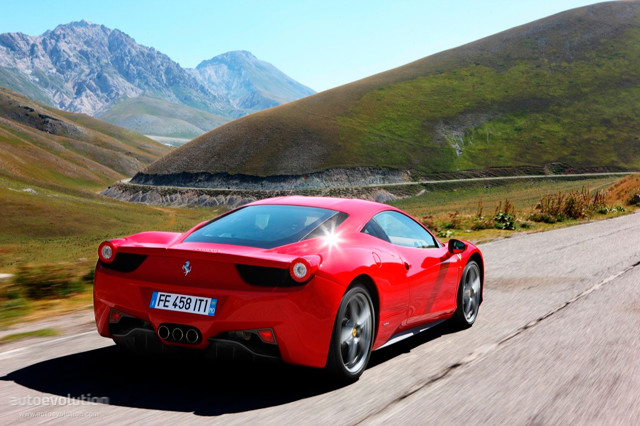 Ferrari 458 Italia photo 15