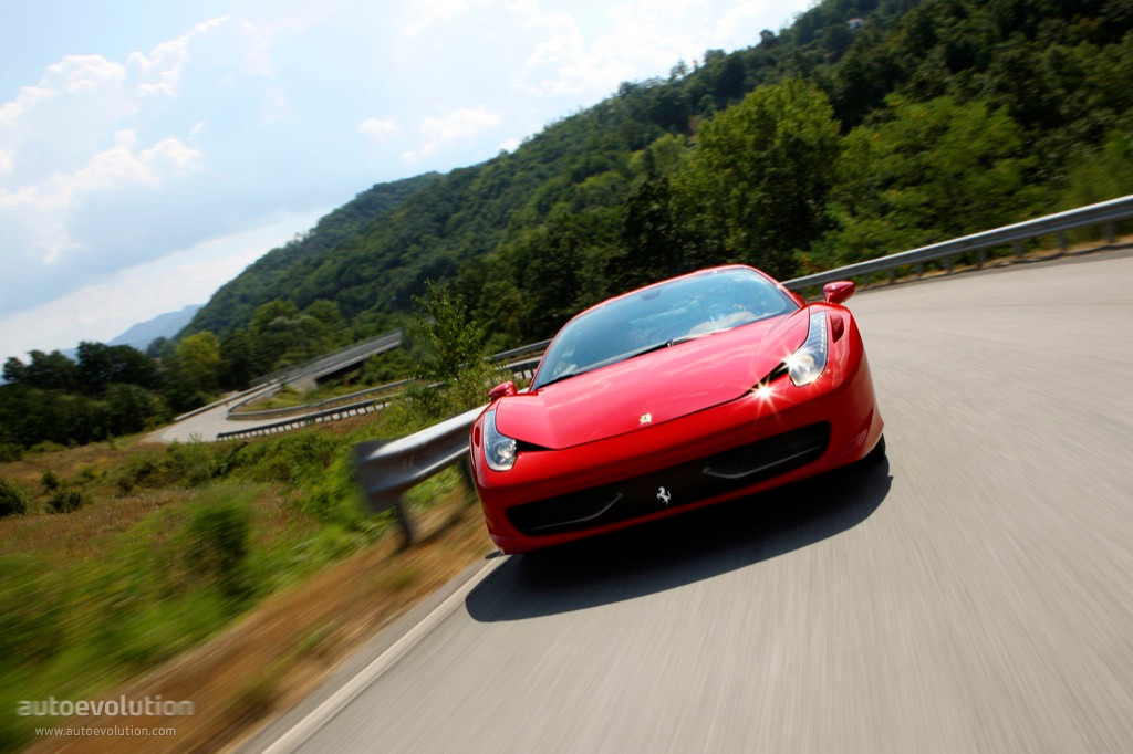 Ferrari 458 Italia photo 4