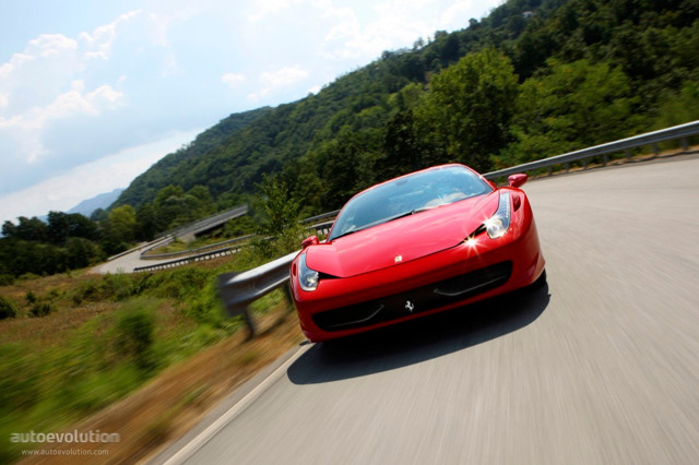 Ferrari 458 Italia photo 4