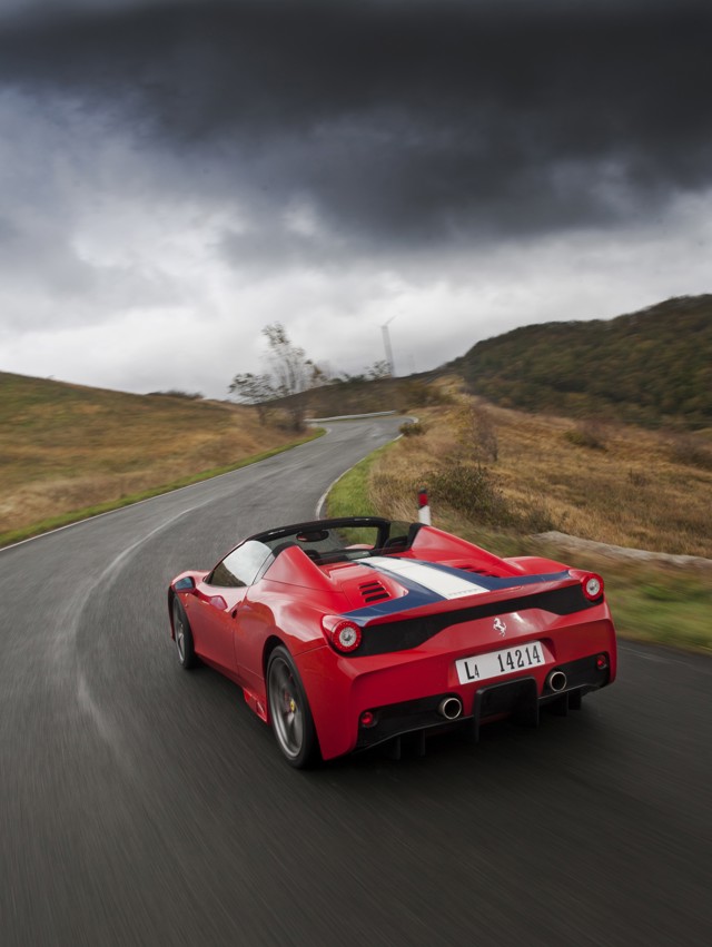 Ferrari 458 Speciale A foto 10