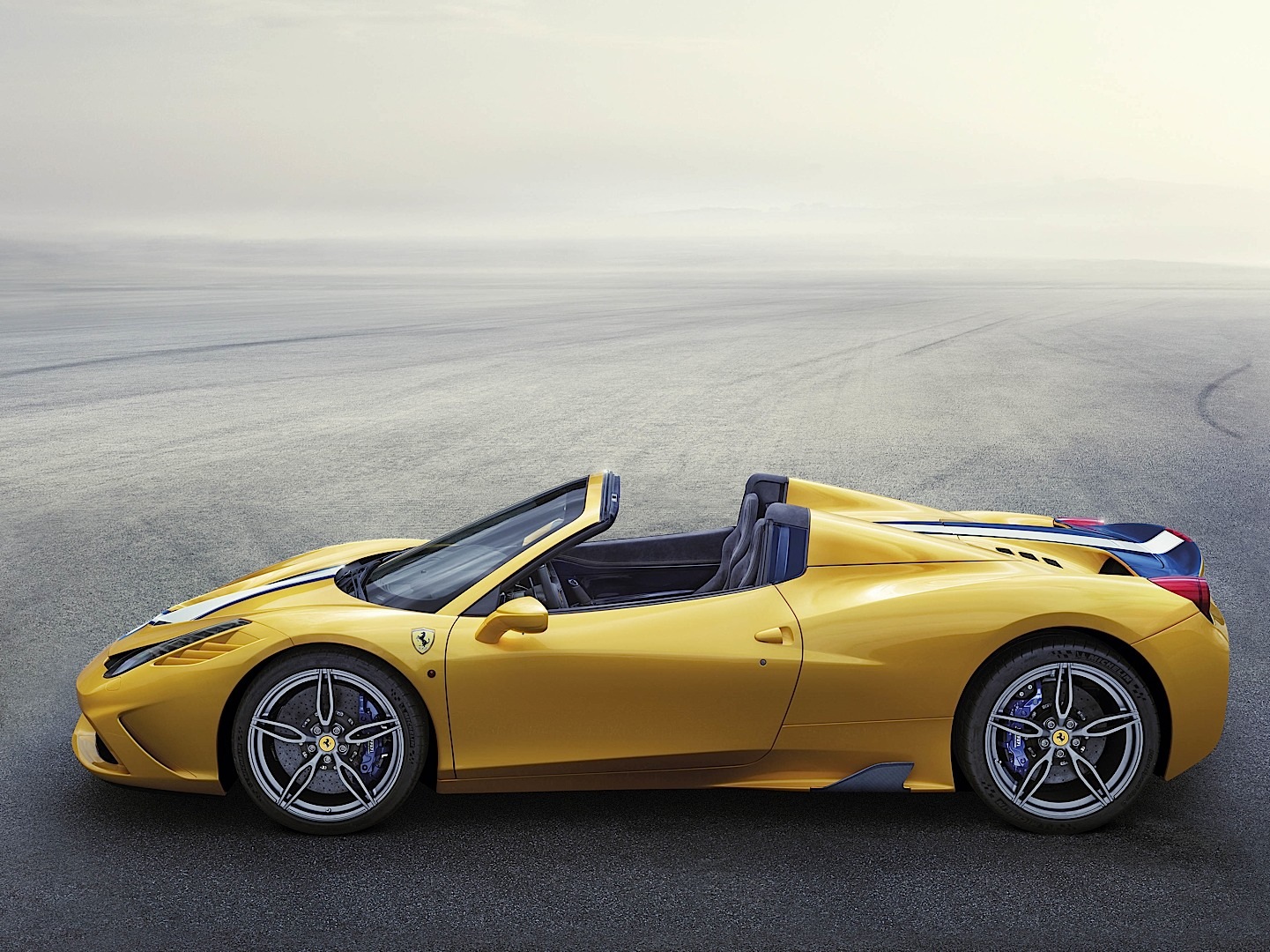Ferrari 458 Speciale A photo 5