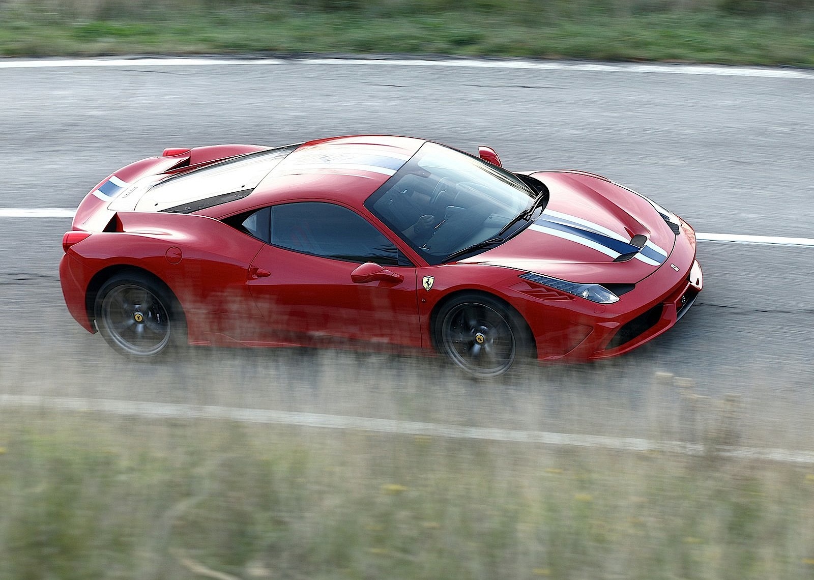 Ferrari 458 Speciale photo 23
