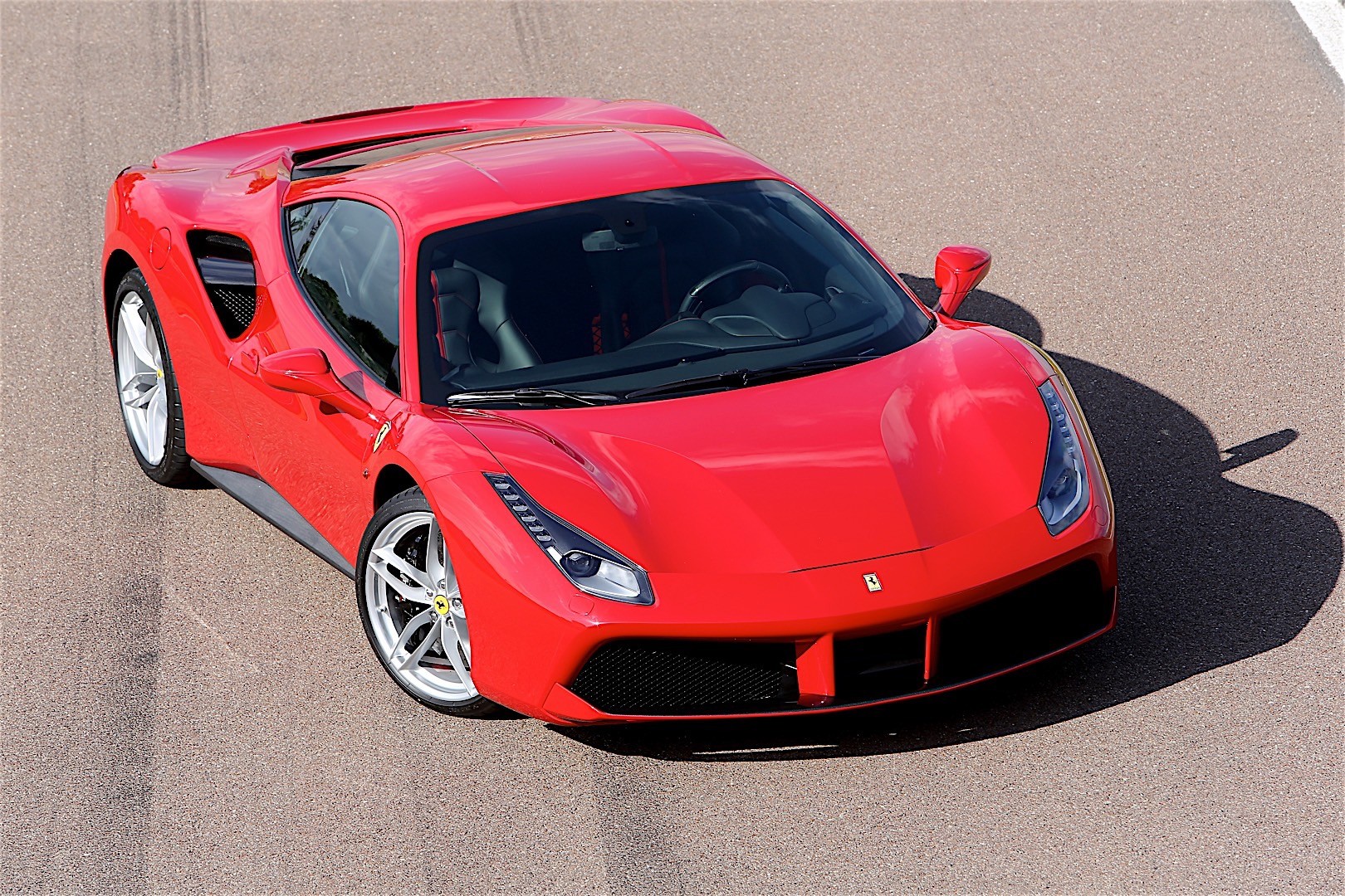 Ferrari 488 Gtb photo 14