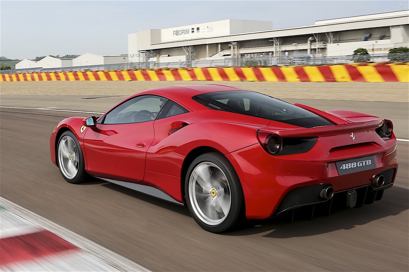 Ferrari 488 Gtb photo 15
