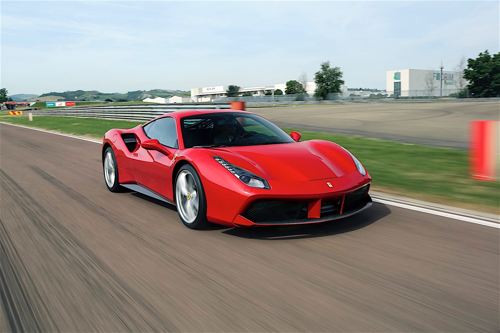 Ferrari 488 Gtb photo 18