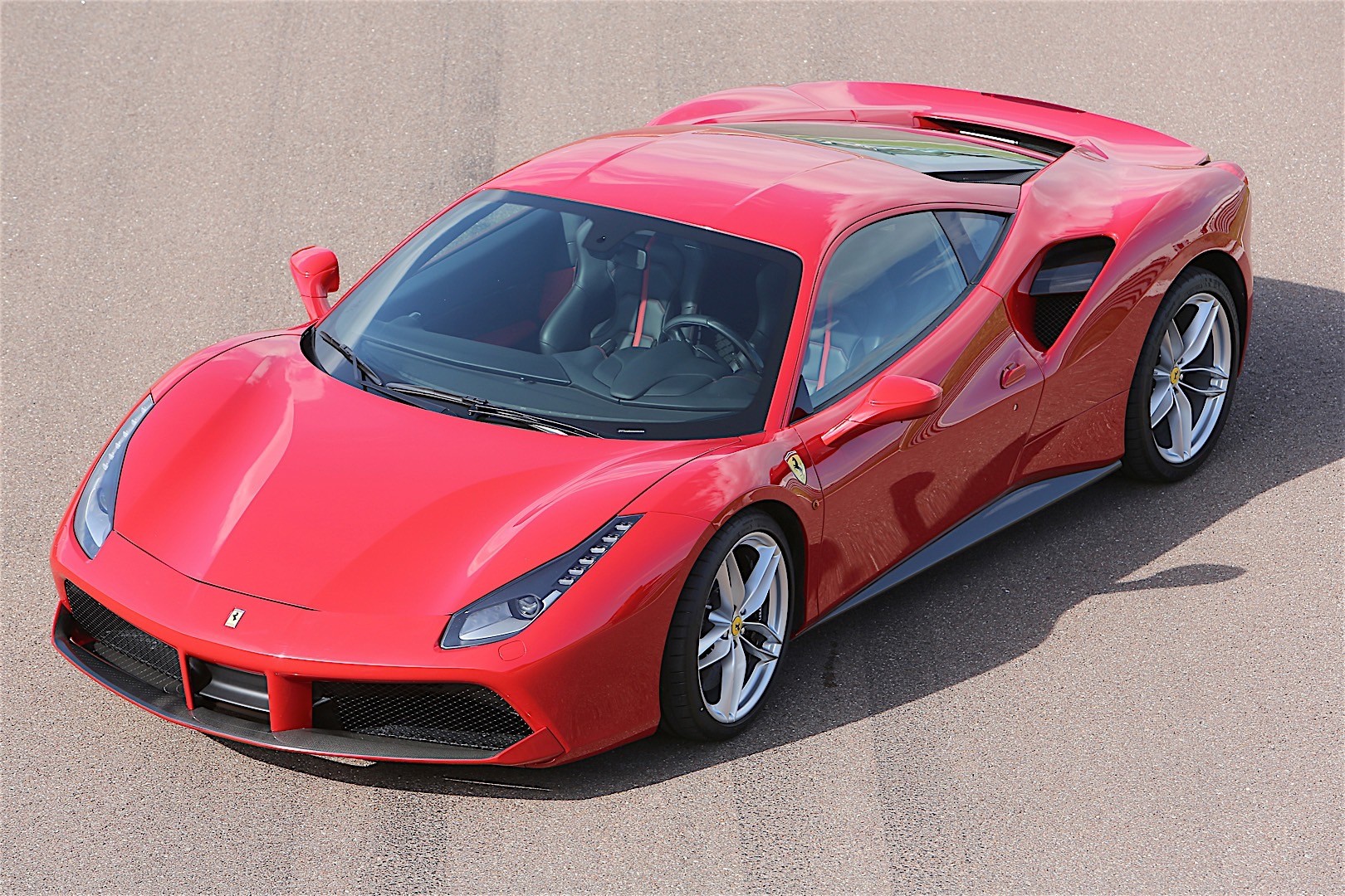 Ferrari 488 Gtb photo 24