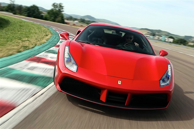 Ferrari 488 Gtb Foto 27
