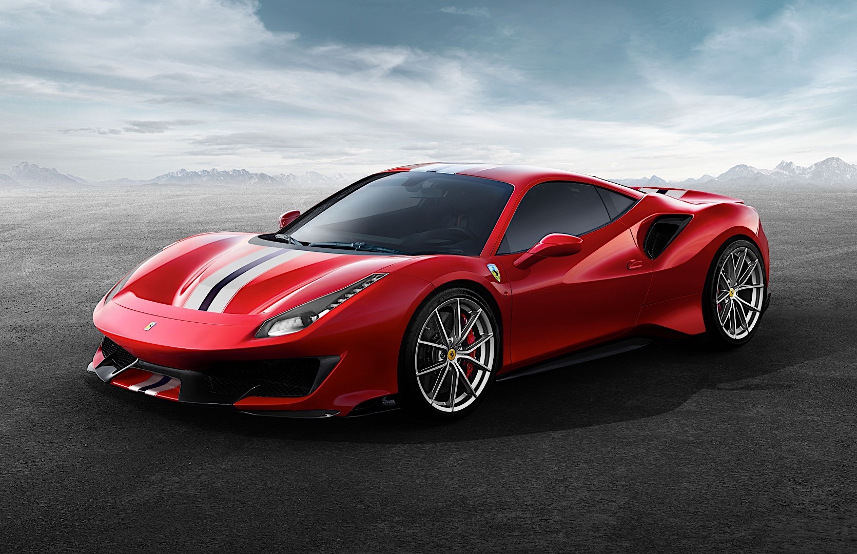 Ferrari 488 Pista photo 2