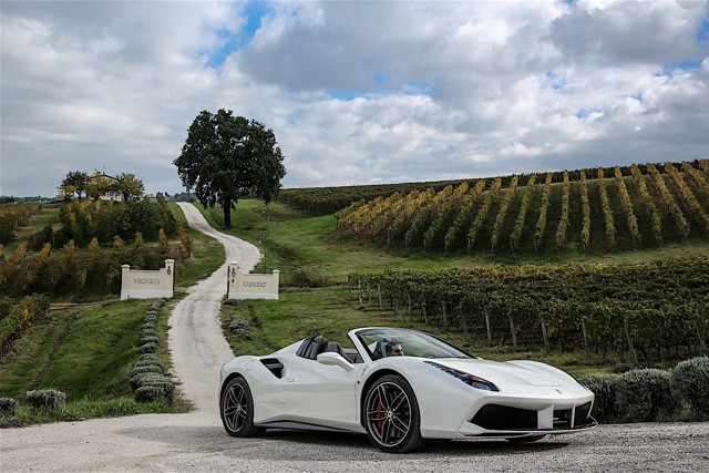Ferrari 488 Spider foto 16