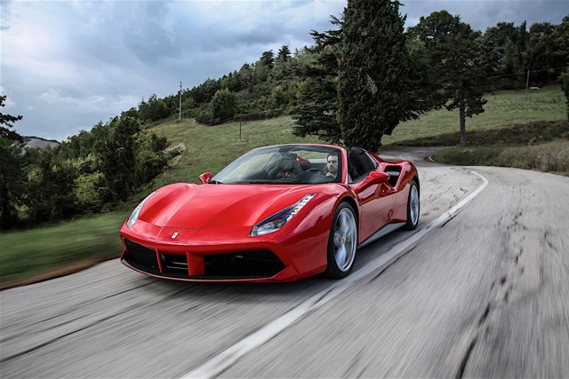 Ferrari 488 Spider foto 22