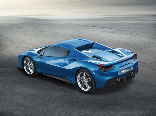 Ferrari 488 Spider foto 1