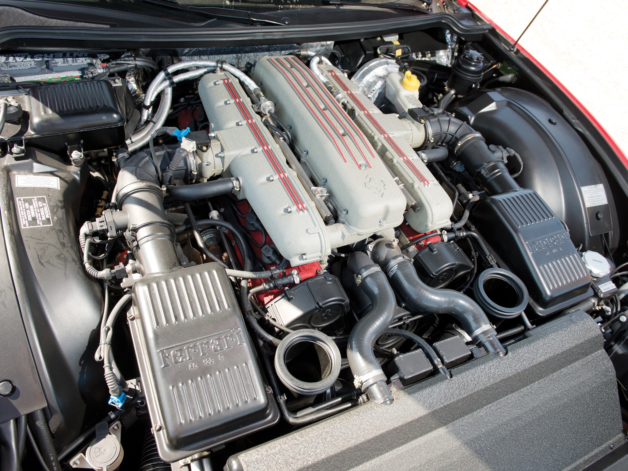 Ferrari 550 Barchetta/575M Superamerica photo 49