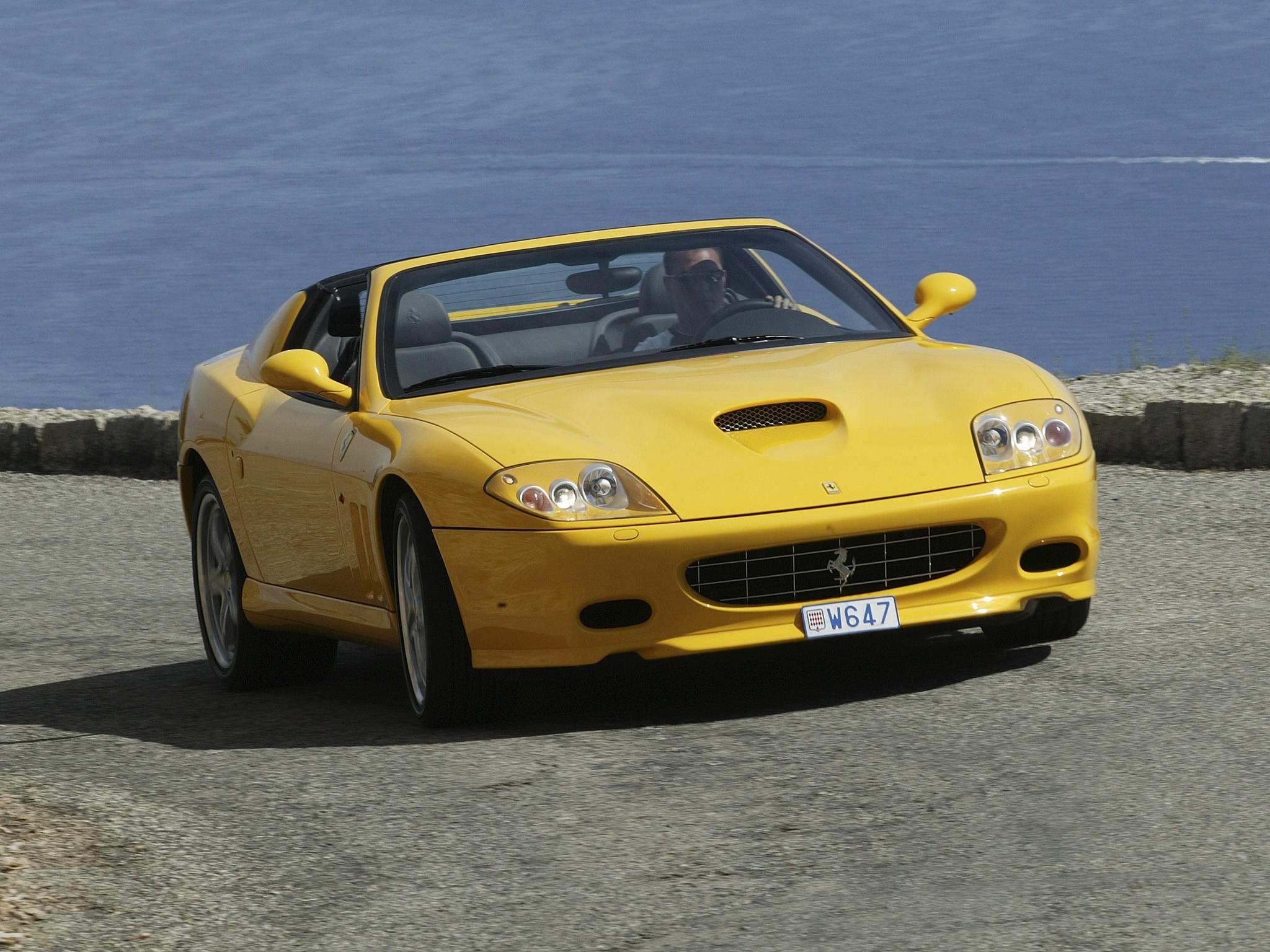 Ferrari 550 Barchetta/575M Superamerica photo 28