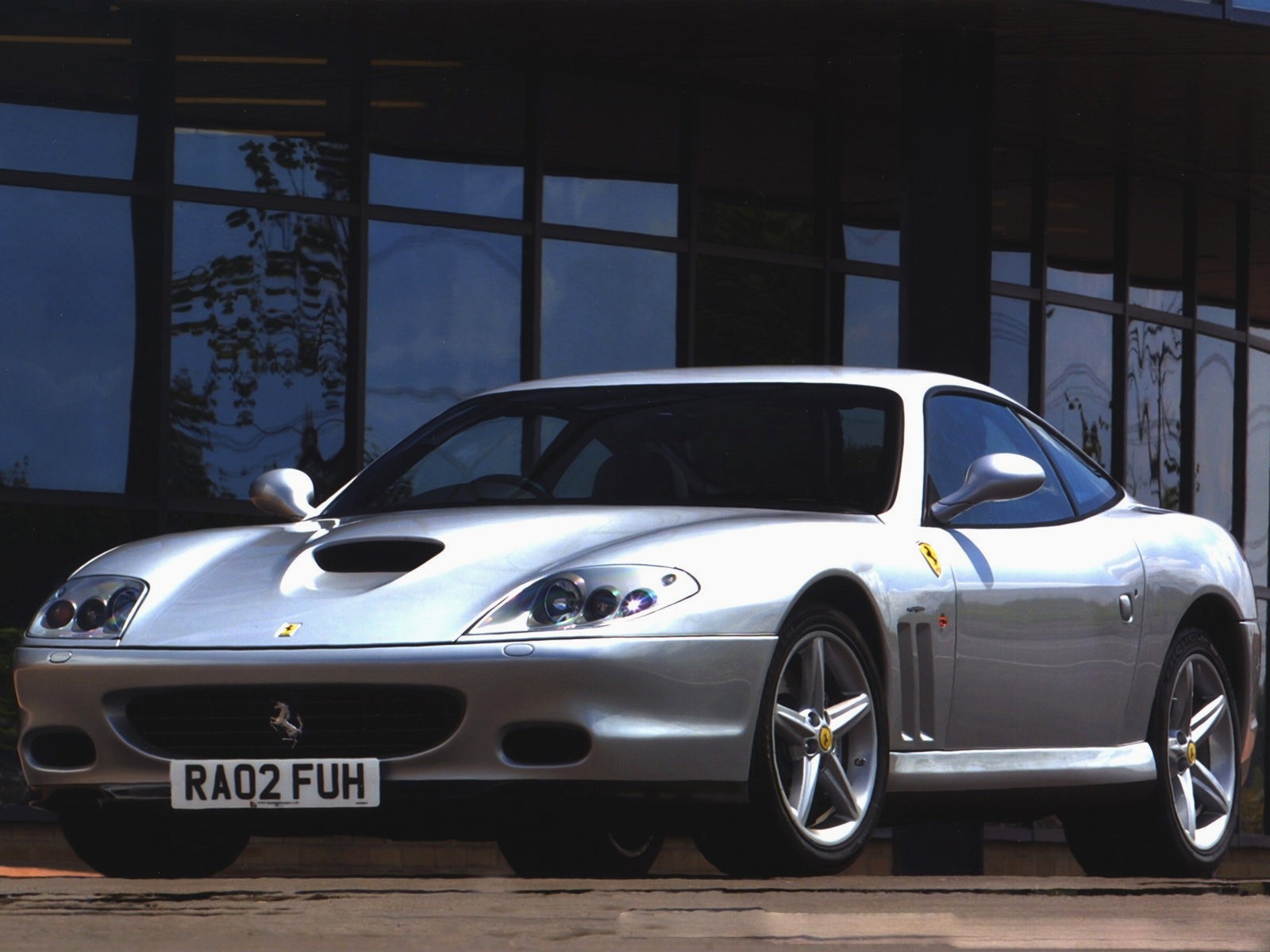 Ferrari 550/575M Maranello photo 17