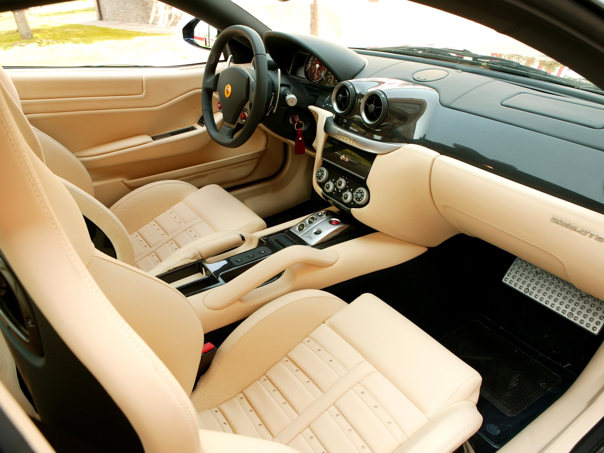 Ferrari 599 photo 50