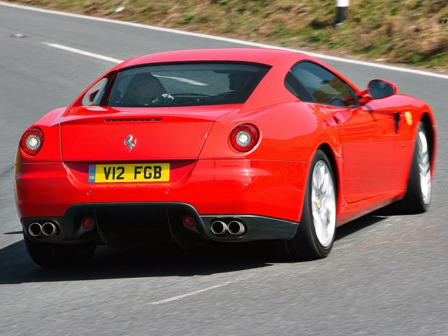 Ferrari 599 photo 34