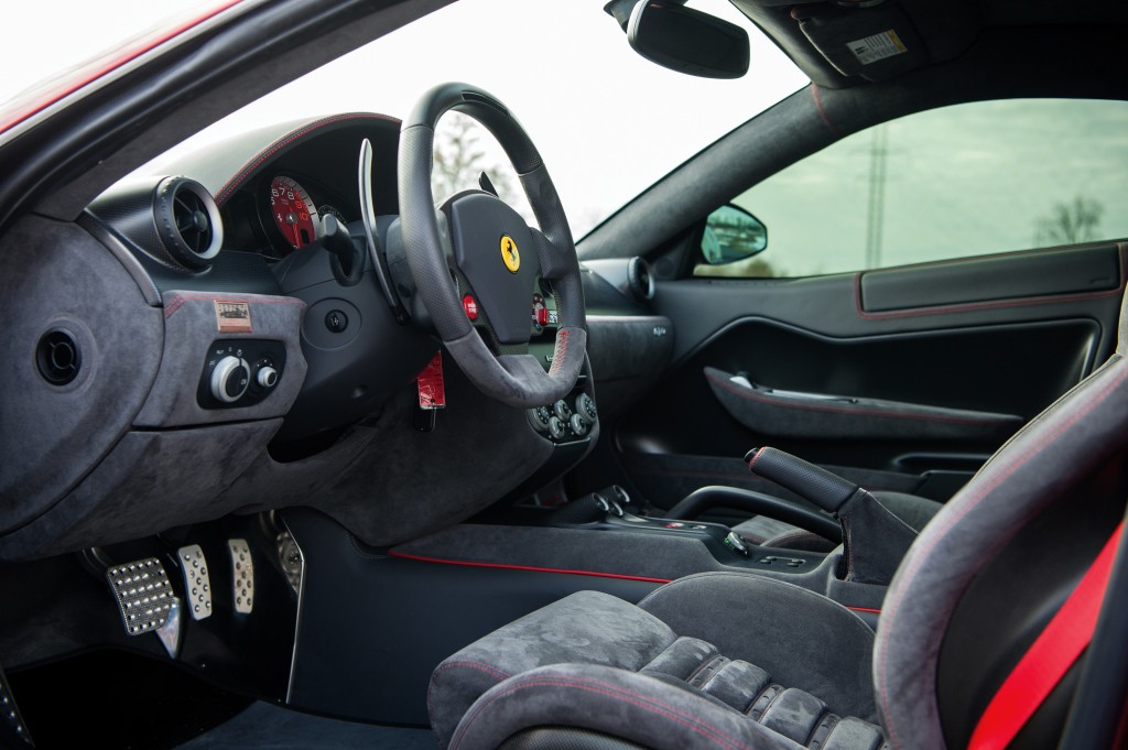 Ferrari 599 photo 31
