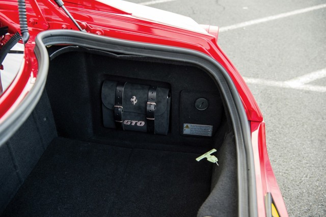 Ferrari 599 photo 32