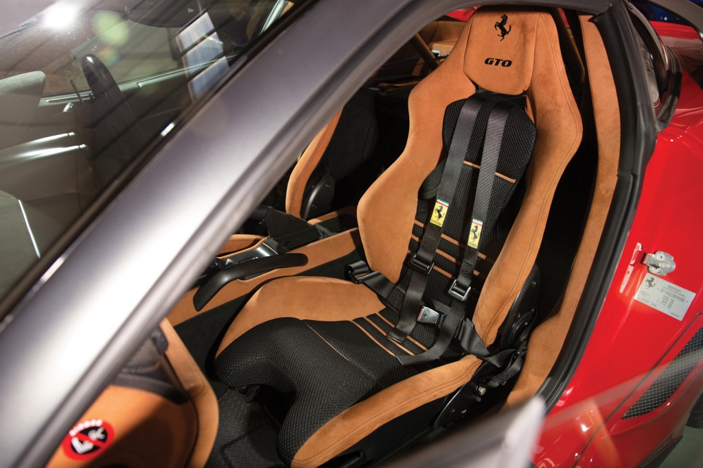 Ferrari 599 photo 38