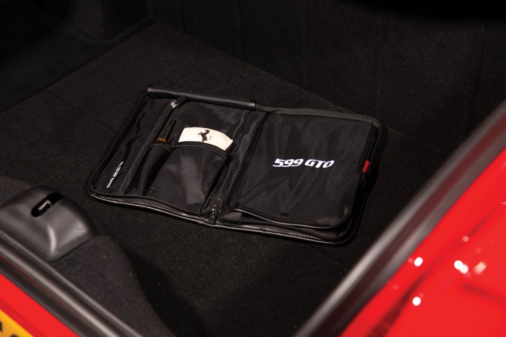 Ferrari 599 photo 45