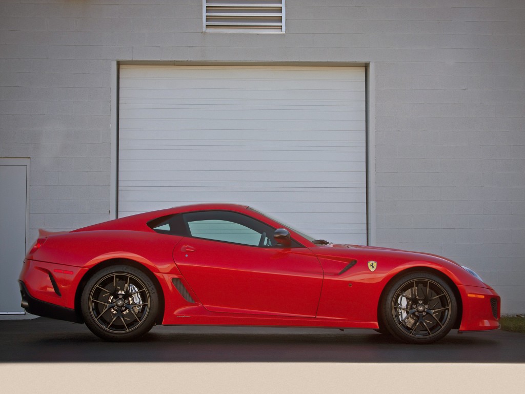 Ferrari 599 photo 4