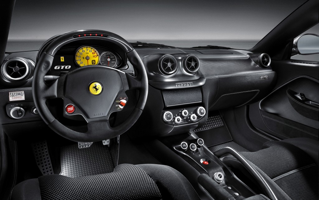 Ferrari 599 photo 23