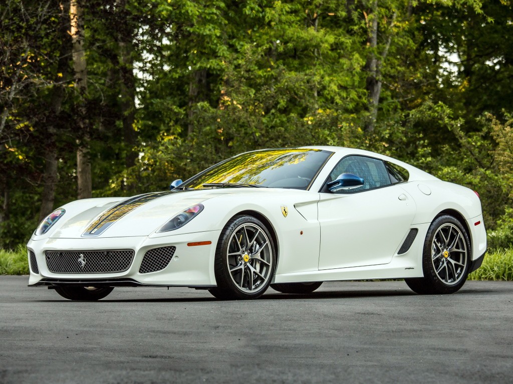 Ferrari 599 photo 13