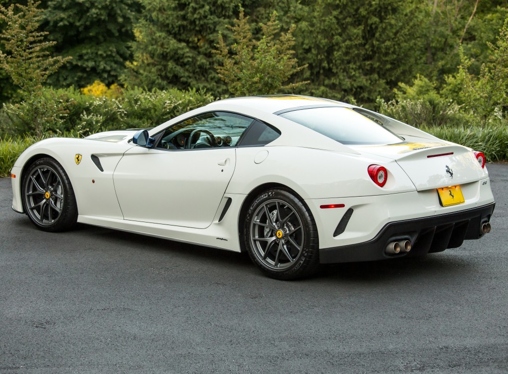 Ferrari 599 photo 17