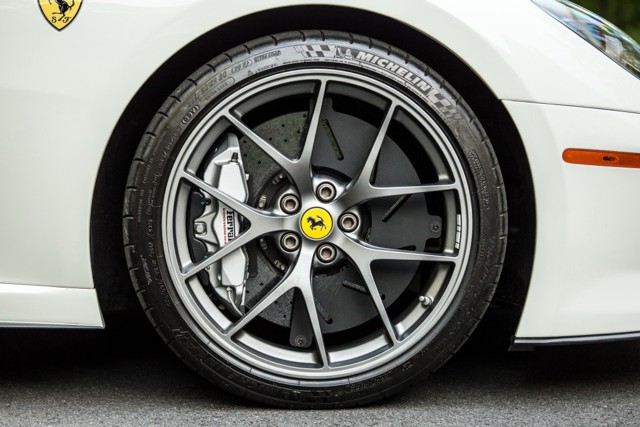 Ferrari 599 photo 18
