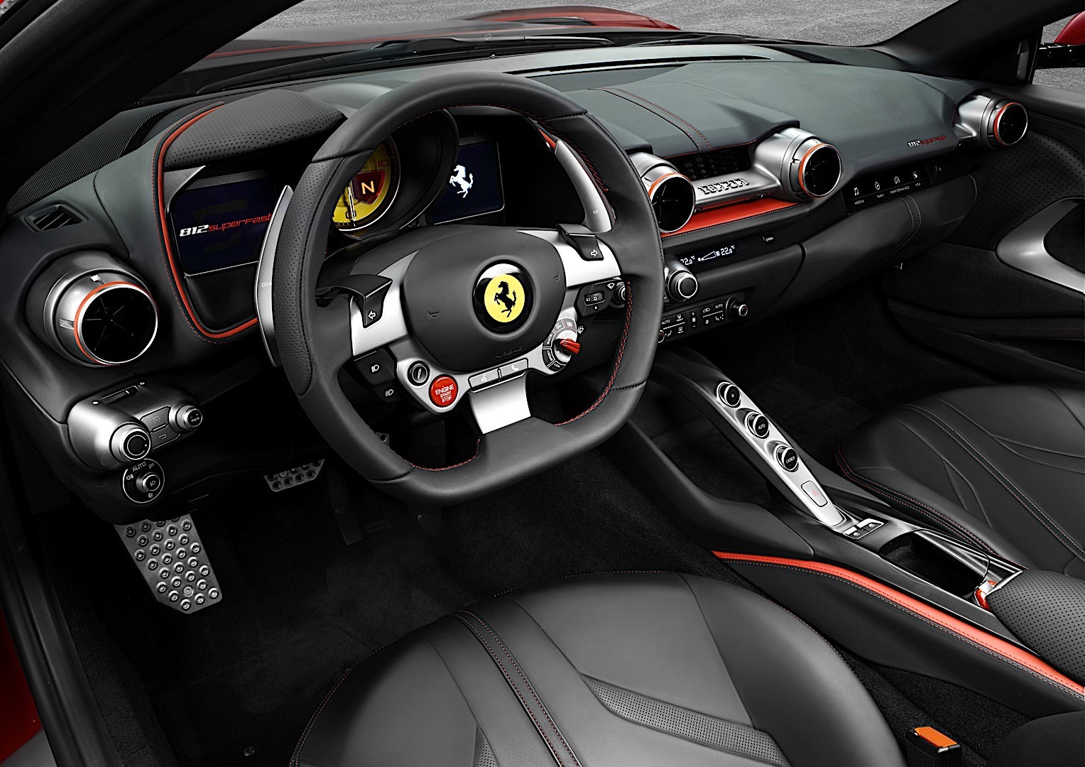Ferrari 812 photo 34