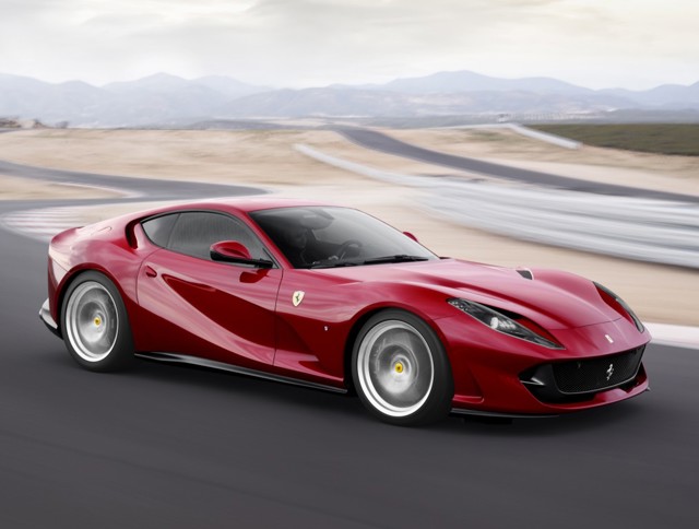 Ferrari 812 photo 22