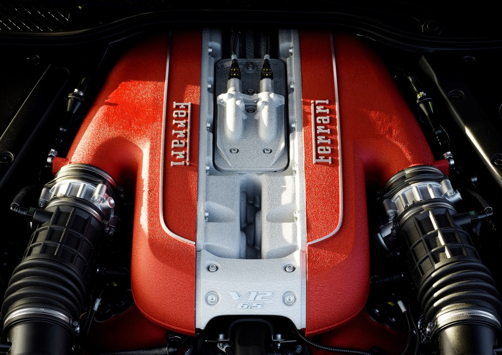 Ferrari 812 photo 37