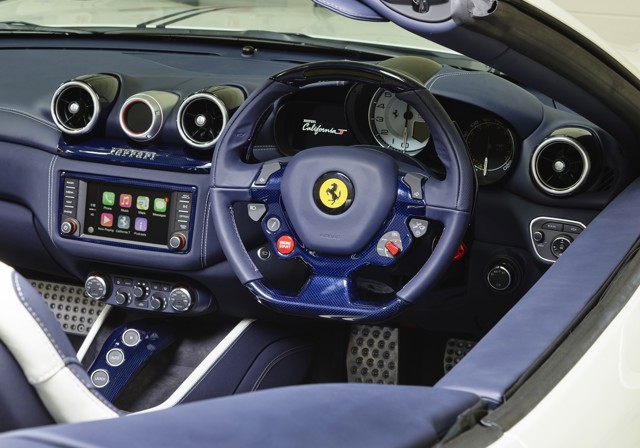 Ferrari California T photo 25