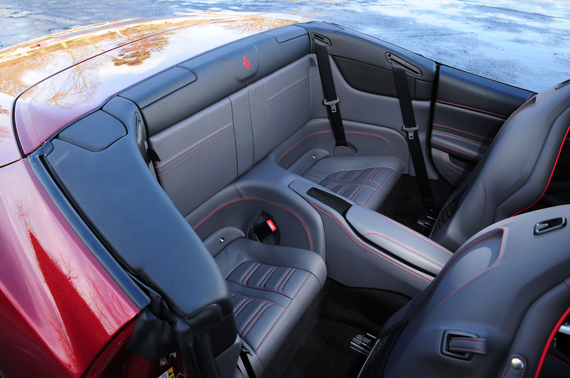 Ferrari California T photo 31