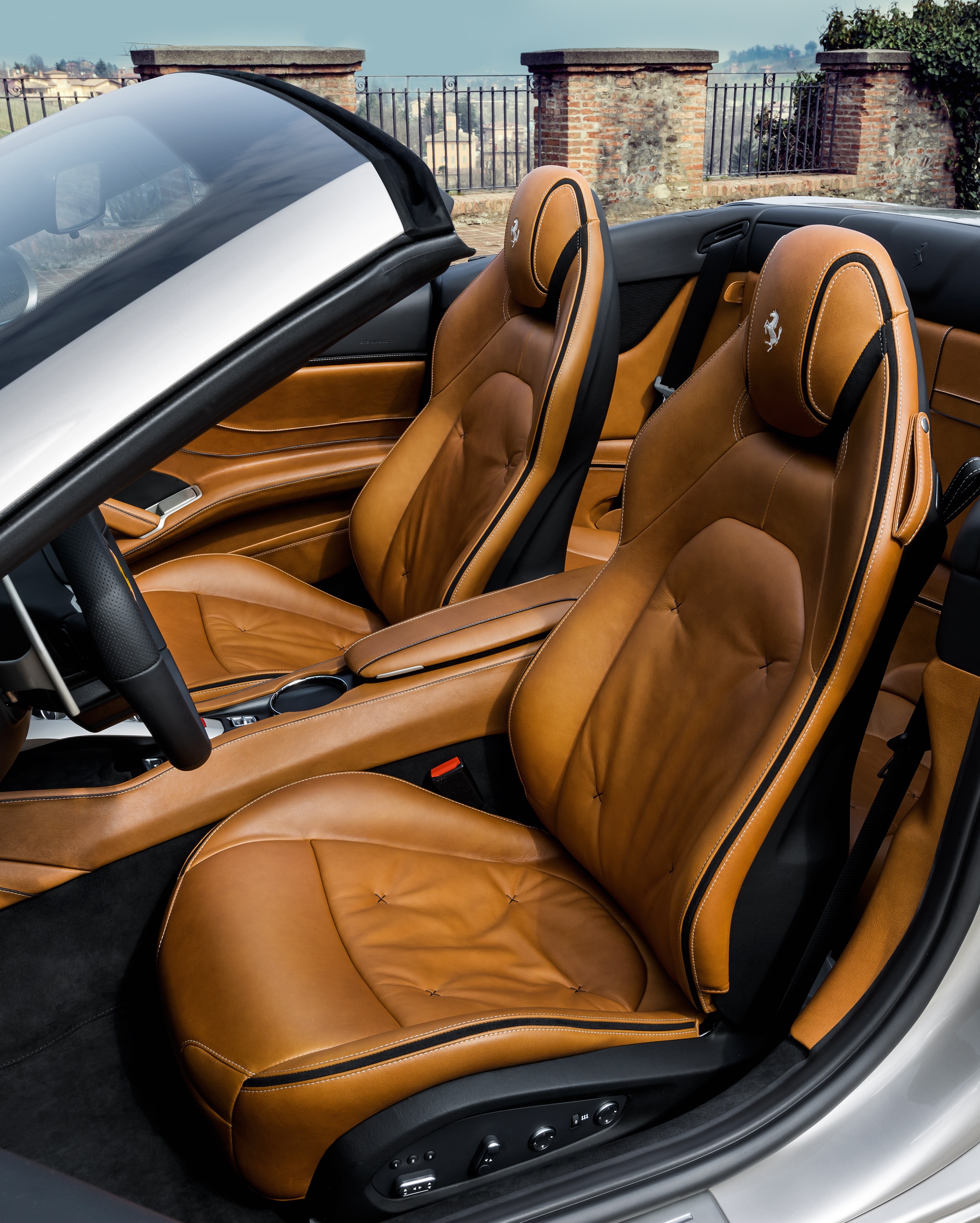 Ferrari California T photo 33