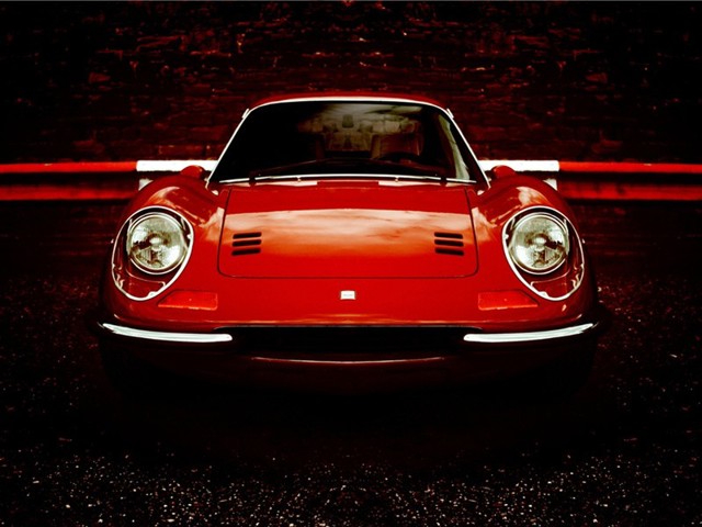 Ferrari Dino foto 1
