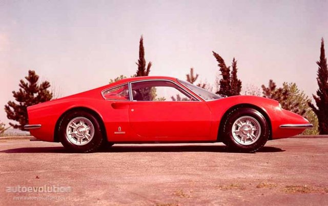 Ferrari Dino foto 3